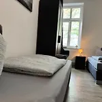 아파트 Leipziger Strasse - Modernes 3-schlafzimmer-apartment Mit Balkon Und Kostenfreien Stellplatz