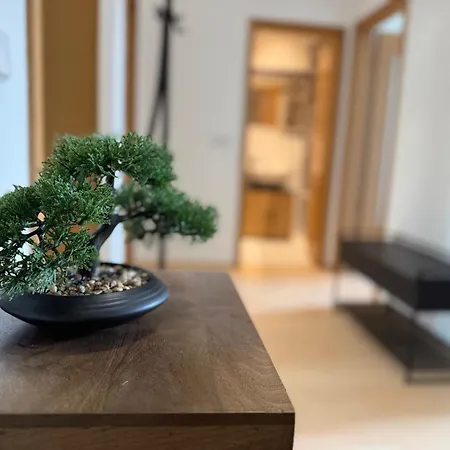 דירה Leipziger Strasse - Modernes 3-schlafzimmer-apartment Mit Balkon Und Kostenfreien Stellplatz