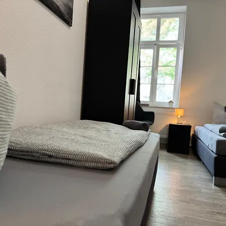 דירה Leipziger Strasse - Modernes 3-schlafzimmer-apartment Mit Balkon Und Kostenfreien Stellplatz