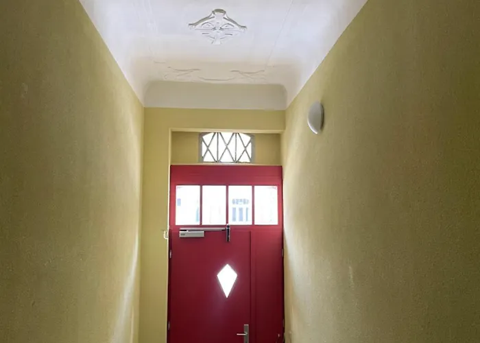 Leipziger Strasse - Modernes 3-schlafzimmer-apartment Mit Balkon Und Kostenfreien Stellplatz *